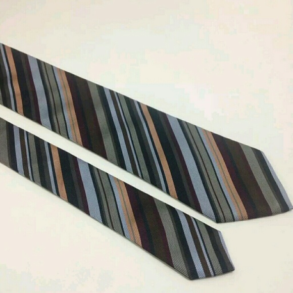 Authentic Burberry black label tie - Picture 4 of 4